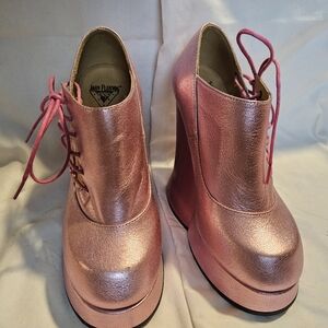 💖John Fluevog - Ultra Vog, Grand National, metallic pink, size 7💖